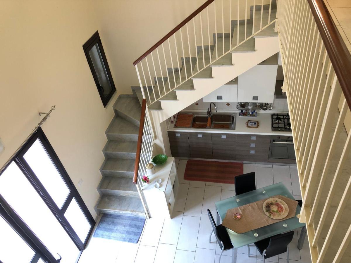 Royal Bay Apartment เชฟาลู ภายนอก รูปภาพ
